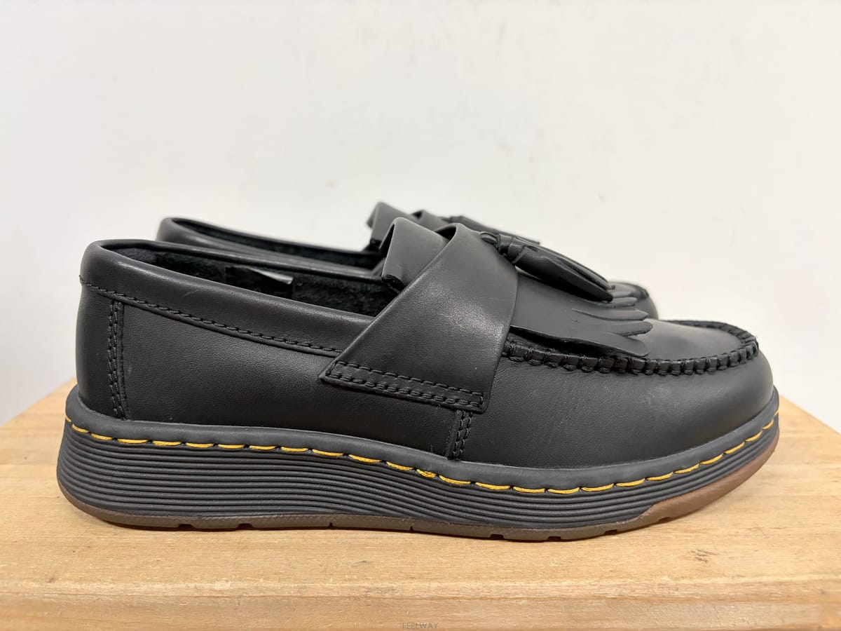 Dr. Martens ���͸�ƾ �Ƶ帮�� ���� ���� 230���͸�ƾ �Ƶ帮�� ���� ���� 230