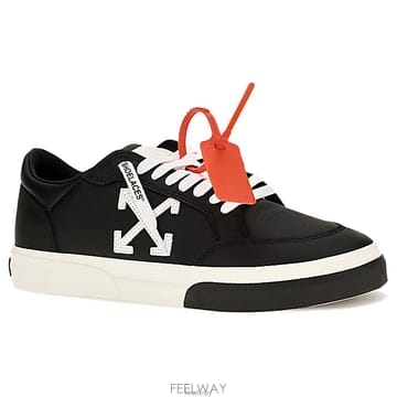 Off White ����ȭ��Ʈ ��Ŀ������ �ο� ����Ŀ�����ȭ��Ʈ ��Ŀ������ �ο� ����Ŀ��