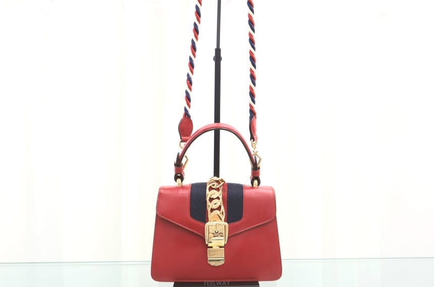 GUCCI ���� �Ǻ� �̴� ��Ʈ ũ�ν��� 470270���� �Ǻ� �̴� ��Ʈ ũ�ν��� 470270