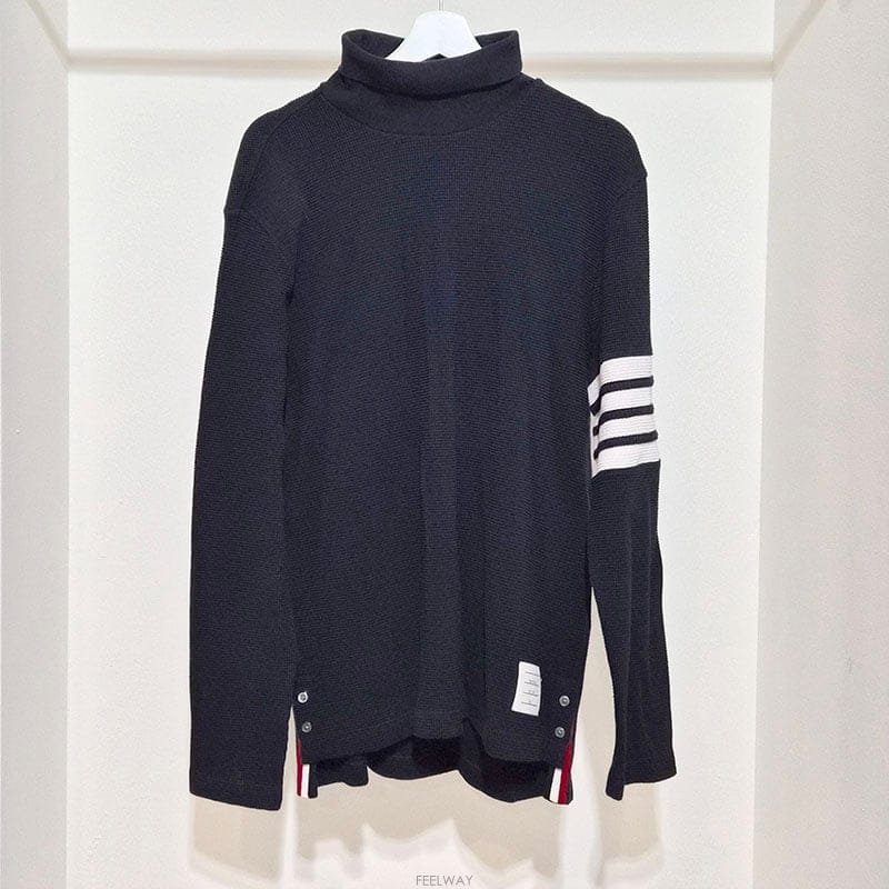 Thom Browne ����� 4�� ��Ʋ�� ���� ��Ʈ (MJS106P) L334697����� 4�� ��Ʋ�� ���� ��Ʈ (MJS106P) L334697