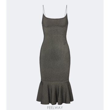 Jacquemus 26 FW ��ũ���� Pina �̵� �巹�� TP58110217226 FW ��ũ���� Pina �̵� �巹�� TP581102172