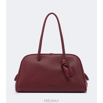 Jacquemus 26 FW ��ũ���� �̱� �극��Ƽ�� Ʈ���� ��Ʈ TP58109287026 FW ��ũ���� �̱� �극��Ƽ�� Ʈ���� ��Ʈ TP581092870