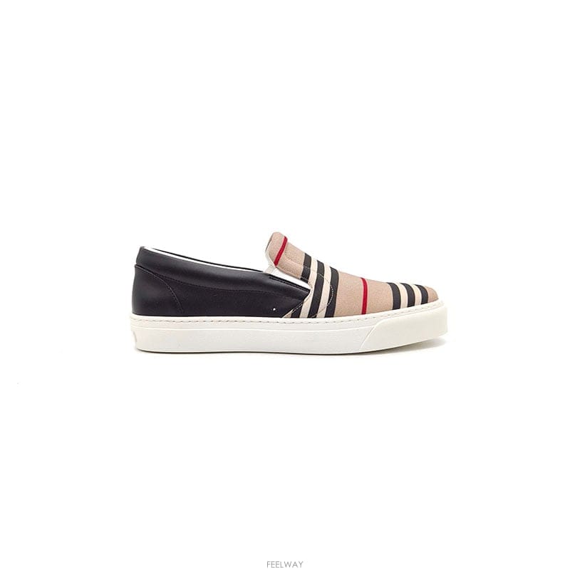 Burberry ������ ������ ��Ʈ������ ������ ����Ŀ�� L746499������ ������ ��Ʈ������ ������ ����Ŀ�� L746499