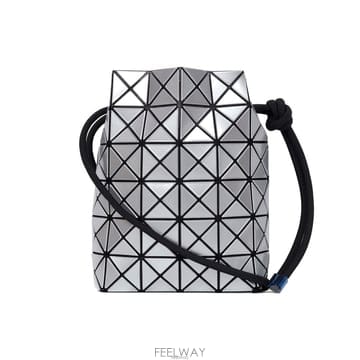 Issey Miyake �̼��̹̾��� �ٿ��ٿ� 26SS �ǹ� W�� ��Ŷ�� BB66 AG531 91�̼��̹̾��� �ٿ��ٿ� 26SS �ǹ� W�� ��Ŷ�� BB66 AG531 