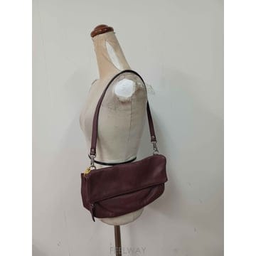 고홍닷컴/B-10885/만다리나덕 정품 여성용 가죽 숄더백