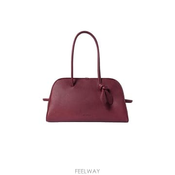 Jacquemus �δ��� JACQUEMUS ��ũ���� ���� ��Ʈ���δ��� JACQUEMUS ��ũ���� ���� ��Ʈ��