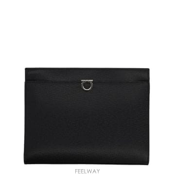 Ferragamo 26FW ����䷹ ��󰡸� Ŭ��ġ �Ŀ�ġ 786399 241809001 BLACK26FW ����䷹ ��󰡸� Ŭ��ġ �Ŀ�ġ 786399 241809001 