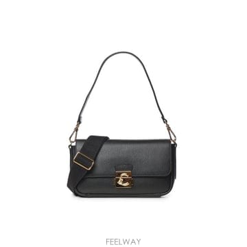 COCCINELLE 26FW ��ġ�ڸ� ����� E1U4K120101 001 BLACK26FW ��ġ�ڸ� ����� E1U4K120101 001 BLACK