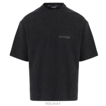 Jacquemus 26FW ��ũ���� ���� Ƽ���� TSU00345 AJ00327970 Dark grey26FW ��ũ���� ���� Ƽ���� TSU00345 AJ00327970 Dark gre