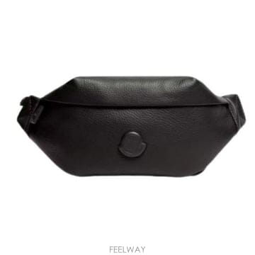Moncler 26FW ��Ŭ���� ��Ʈ�� L209A5M00001 M831399926FW ��Ŭ���� ��Ʈ�� L209A5M00001 M8313999