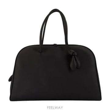 Jacquemus 26FW ��ũ���� �������� ����Ʈ ������ BAU00427AC03A03 990 black26FW ��ũ���� �������� ����Ʈ ������ BAU00427AC03A03 9