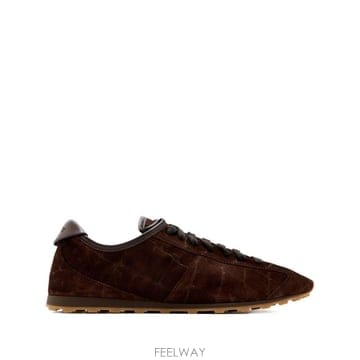 Jacquemus 26FW ��ũ���� ����Ŀ�� FOM00175AC07A10 880 DARK BROWN26FW ��ũ���� ����Ŀ�� FOM00175AC07A10 880 DARK BROWN
