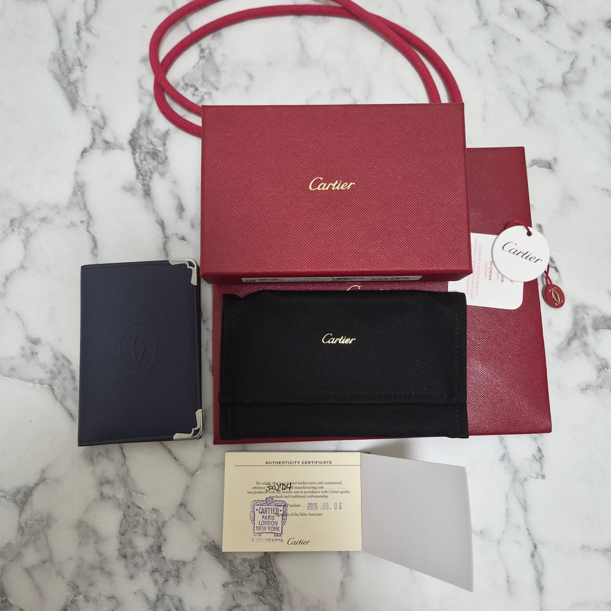 Cartier [OS] ��쿡 Must de Cartier ī�� Ȧ�� ���� ���̺�[OS] ��쿡 Must de Cartier ī�� Ȧ�� ���� ���̺�