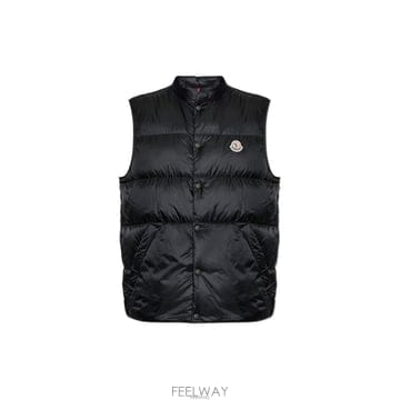 Moncler ��Ŭ���� 26FW TUQUEROUYE �ΰ� ��ġ �е� ����Ʈ ���� 1A000 28 597YF 999��Ŭ���� 26FW TUQUEROUYE �ΰ� ��ġ �е� ����Ʈ ���� 1A