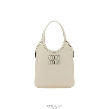 Miu Miu 26FW ���̺� ���� �ڵ�� 5BA281 2CRW F0K7426FW ���̺� ���� �ڵ�� 5BA281 2CRW F0K74
