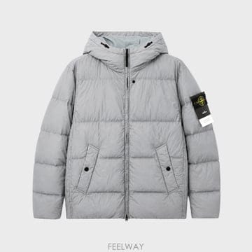 [스톤아일랜드] 26FW 와펜패치 가먼트다이드 크링클랩스 패딩 그레이 남성 패딩  L2S154100037 S
