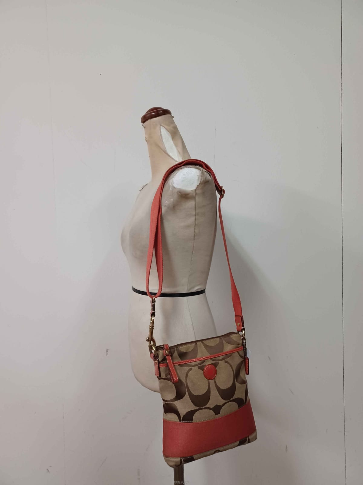 Coach ��ȫ����/B-10903/��ġ ��ǰ ������ ũ�ν����ȫ����/B-10903/��ġ ��ǰ ������ ũ�ν���