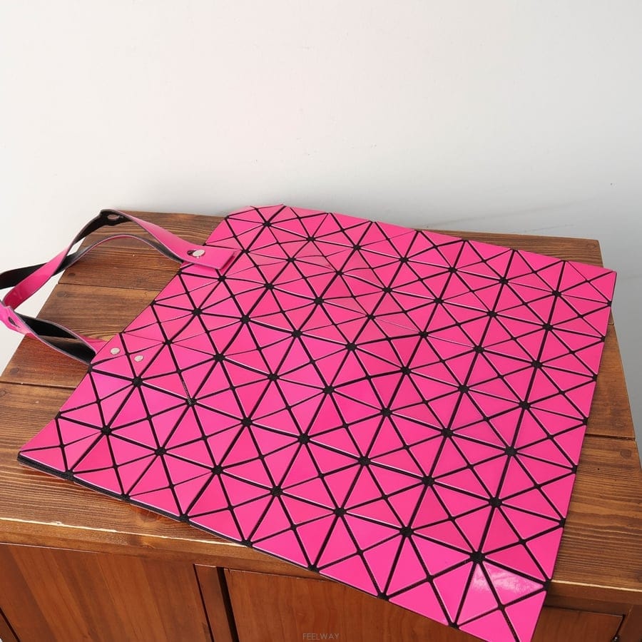 Issey Miyake �̼��̹̾��� �ٿ��ٿ����̼��̹̾��� �ٿ��ٿ���