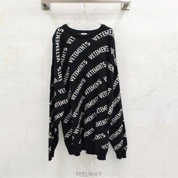 Vetements [������] XL / ��Ʈ�� �ÿ��� �ΰ� ��ư ĳ�ù̾� ��ī�� ��Ʈ ���� UE51KN200B[������] XL / ��Ʈ�� �ÿ��� �ΰ� ��ư ĳ�ù̾� ��ī�� 