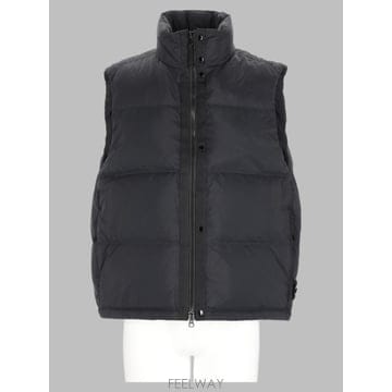 Stone Island 26FW ���� ���Ϸ��� ����Ʈ L2S15G100004 S0483V0029 BLACK26FW ���� ���Ϸ��� ����Ʈ L2S15G100004 S0483V0029 BLAC