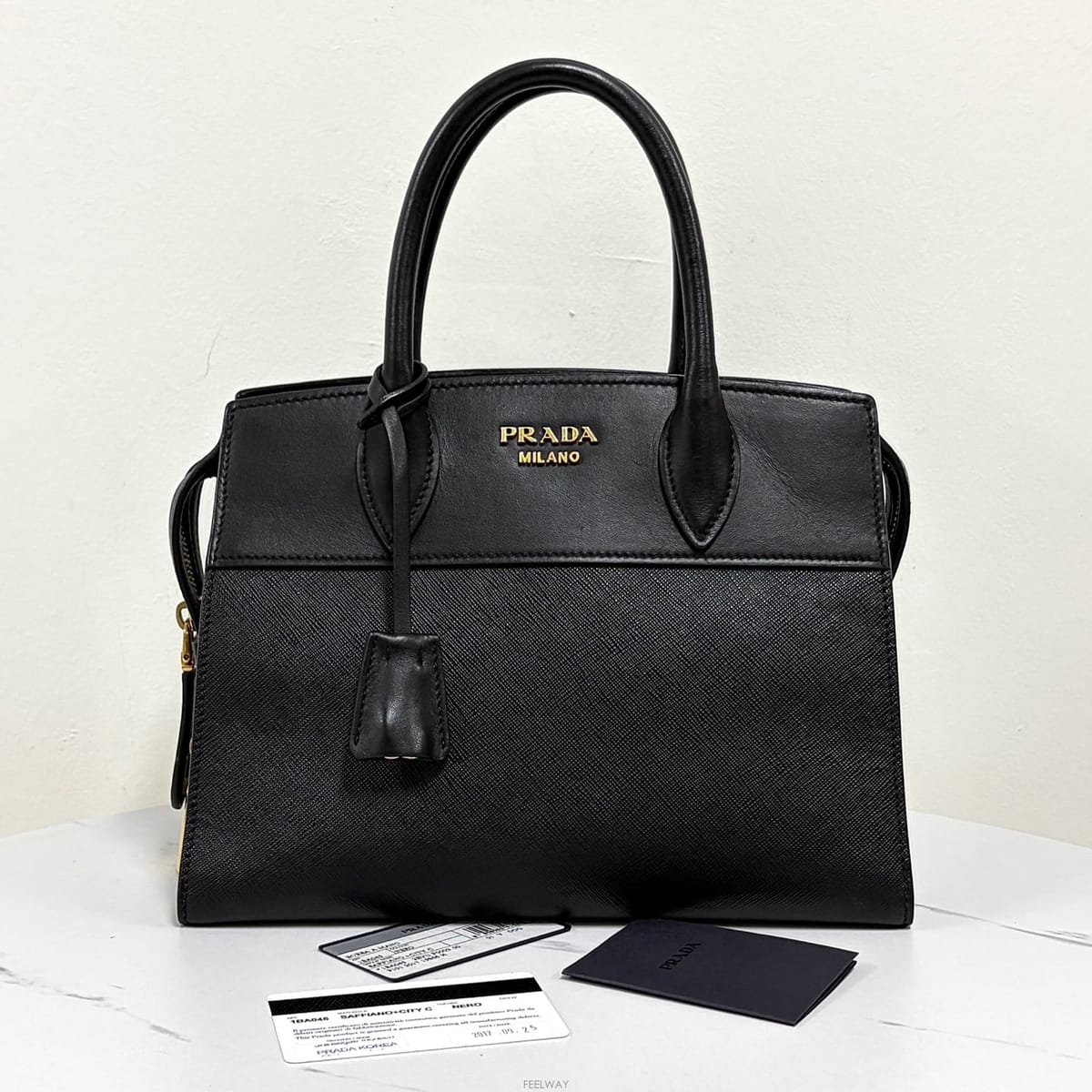 PRADA ����� �����÷����̵� ���ǾƳ� ��Ʈ�� ���� (1BA045)����� �����÷����̵� ���ǾƳ� ��Ʈ�� ���� (1BA045)