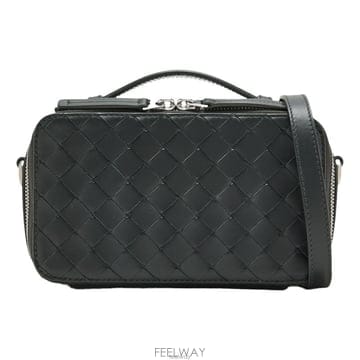 Bottega Veneta 26SS ���װ�����Ÿ �پ���� �޴��� �Ŀ�ġ ũ�ν��� 844067 V2HL0 300926SS ���װ�����Ÿ �پ���� �޴��� �Ŀ�ġ ũ�ν��� 8440