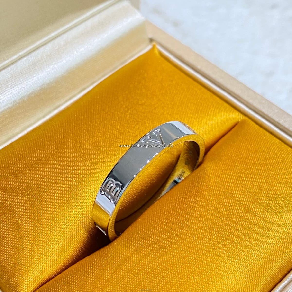 BVLGARI �Ұ��� 59 �����ο� �����ȸ� ȭ��Ʈ��� ���� Y74489�Ұ��� 59 �����ο� �����ȸ� ȭ��Ʈ��� ���� Y74489