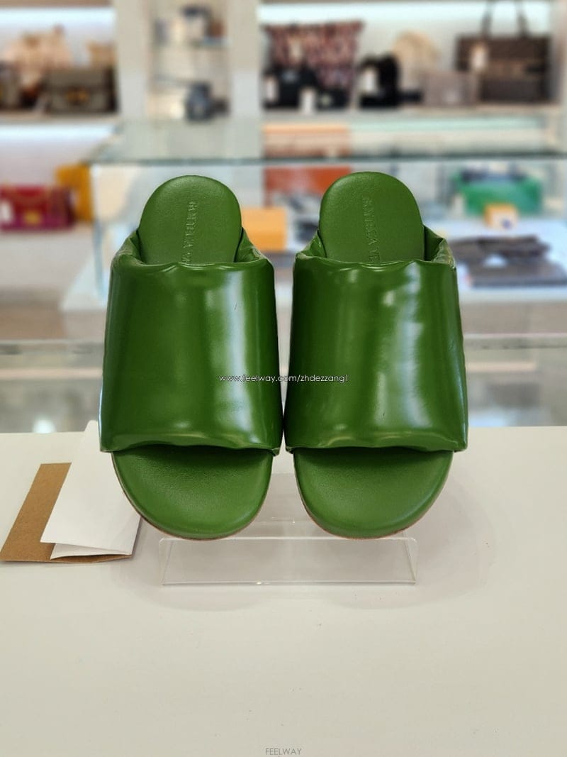 Bottega Veneta ���װ�����Ÿ ���� �����̵� ���� 36������ 729892���װ�����Ÿ ���� �����̵� ���� 36������ 729892