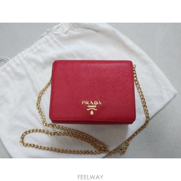 PRADA ����� ���ǾƳ� �̴� ü�� ũ�ν�������� ���ǾƳ� �̴� ü�� ũ�ν���