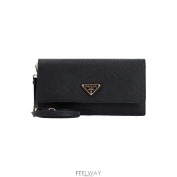 PRADA ����� 26FW ���ǾƳ� �ﰢ�ΰ� �̴� ũ�ν��� ���� 1NF059 2DB3 F0002����� 26FW ���ǾƳ� �ﰢ�ΰ� �̴� ũ�ν��� ���� 1NF05