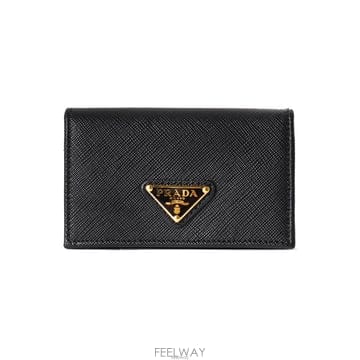 PRADA ����� 26FW ���ǾƳ� �ﰢ�ΰ� ī������ ���� 1MC122 QHH F0002����� 26FW ���ǾƳ� �ﰢ�ΰ� ī������ ���� 1MC122 QHH