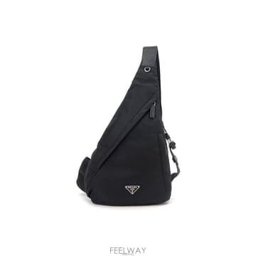 PRADA ����� 26FW �ﰢ �ΰ� ������&���� ���� 2VZ092 2DMG F0002����� 26FW �ﰢ �ΰ� ������&���� ���� 2VZ092 2DMG F00