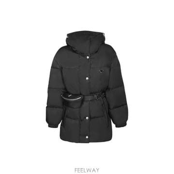 PRADA ����� 26FW �ﰢ�ΰ� ���� ��Ƽ�� �ĵ� �е����� ���� 29X966 1WQ8 F0002����� 26FW �ﰢ�ΰ� ���� ��Ƽ�� �ĵ� �е����� ���� 29