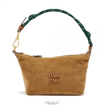 Miu Miu �̿�̿� 26SS �ΰ� �ڼ� �ڵ���� �Ŀ�ġ ����� �ó���׸� 5NE841 2IG4 F05AJ�̿�̿� 26SS �ΰ� �ڼ� �ڵ���� �Ŀ�ġ ����� �ó���
