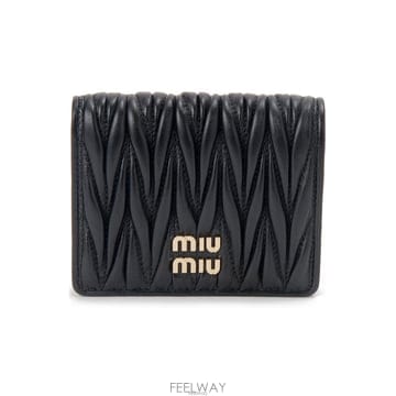 Miu Miu �̿�̿� 26FW ���� �ΰ� ��Ʋ�� ���� ������ ���� 5MV204 AFPP F0002�̿�̿� 26FW ���� �ΰ� ��Ʋ�� ���� ������ ���� 5MV2