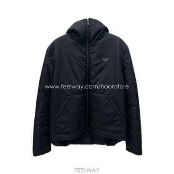 프라다 리나일론 삼각로고 후드 다운 패딩 자켓H00355