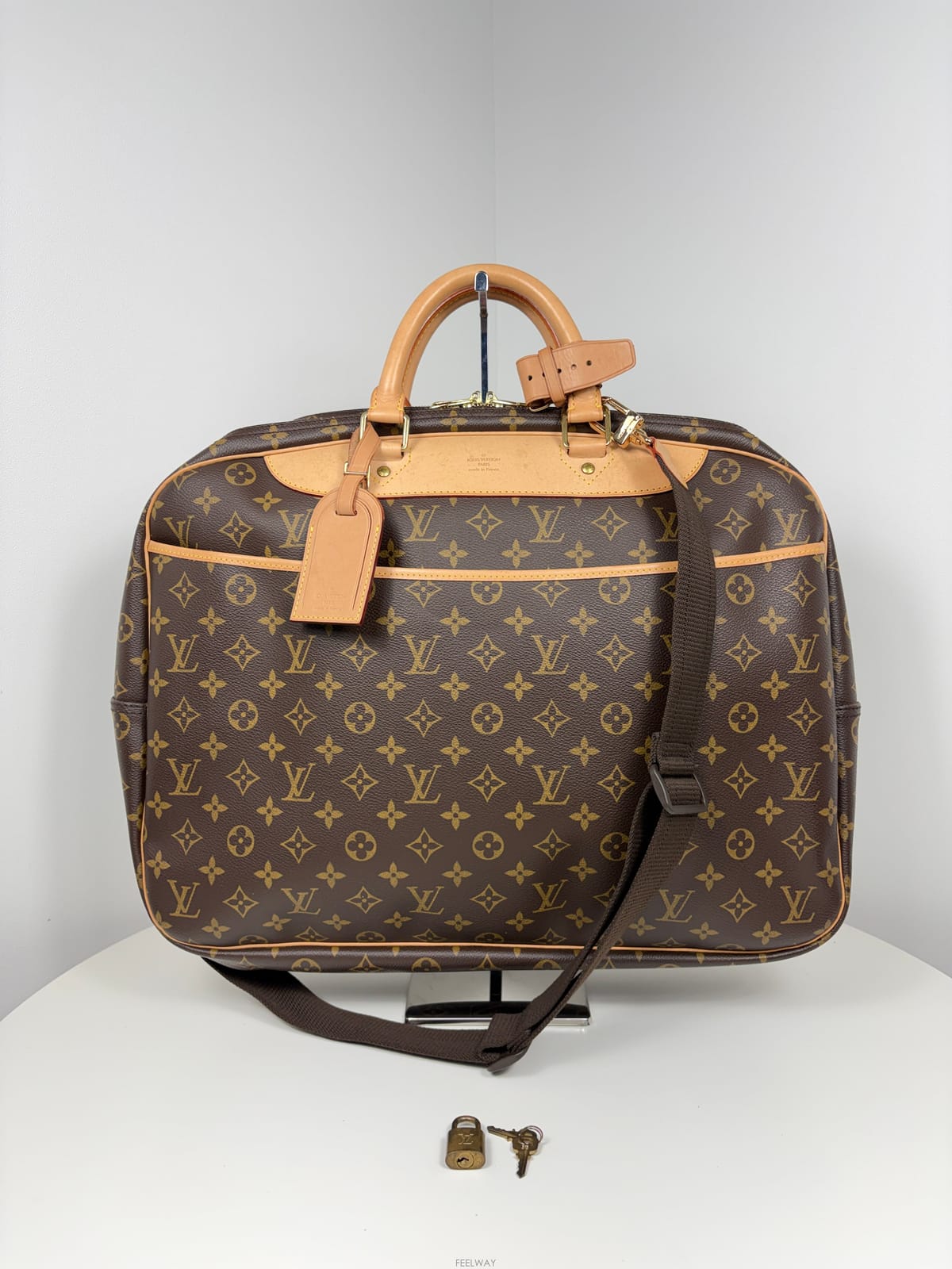 Louis Vuitton ���̺��� M41399 �˸��� �����Ϲ���̺��� M41399 �˸��� �����Ϲ�