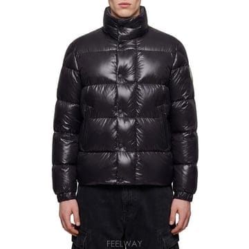 Moncler 26FW ��Ŭ���� �ƿ��� L20911A00196 BLACK26FW ��Ŭ���� �ƿ��� L20911A00196 BLACK
