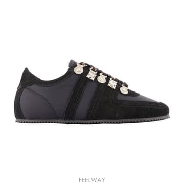 Toga Pulla 26FW �䰡 ����Ŀ�� FTGPW153409099 black26FW �䰡 ����Ŀ�� FTGPW153409099 black