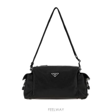 PRADA 26FW ����� �ͽ��÷ξ� �����Ϸ� �� ���� �� 2VH2062HE8 F0002 Black26FW ����� �ͽ��÷ξ� �����Ϸ� �� ���� �� 2VH2062HE8 