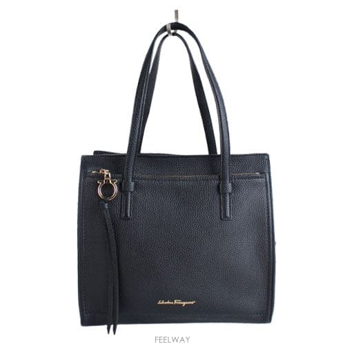Ferragamo �䷹���� ���̹� ������䷹���� ���̹� �����
