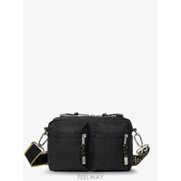 FENDI [N85]��� 7VA695 ���� ��Ʈ�� ���� ���� FENDI Camera Case Superlight FF[N85]��� 7VA695 ���� ��Ʈ�� ���� ���� FENDI Camera Ca