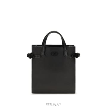 Valentino [K68]�߷�Ƽ�� ����ٴ� 9Y2B0T62GYM 0NO ���� ũ�ν��� ����� �޽����� Small Antibe[K68]�߷�Ƽ�� ����ٴ� 9Y2B0T62GYM 0NO ���� ũ�ν��� 