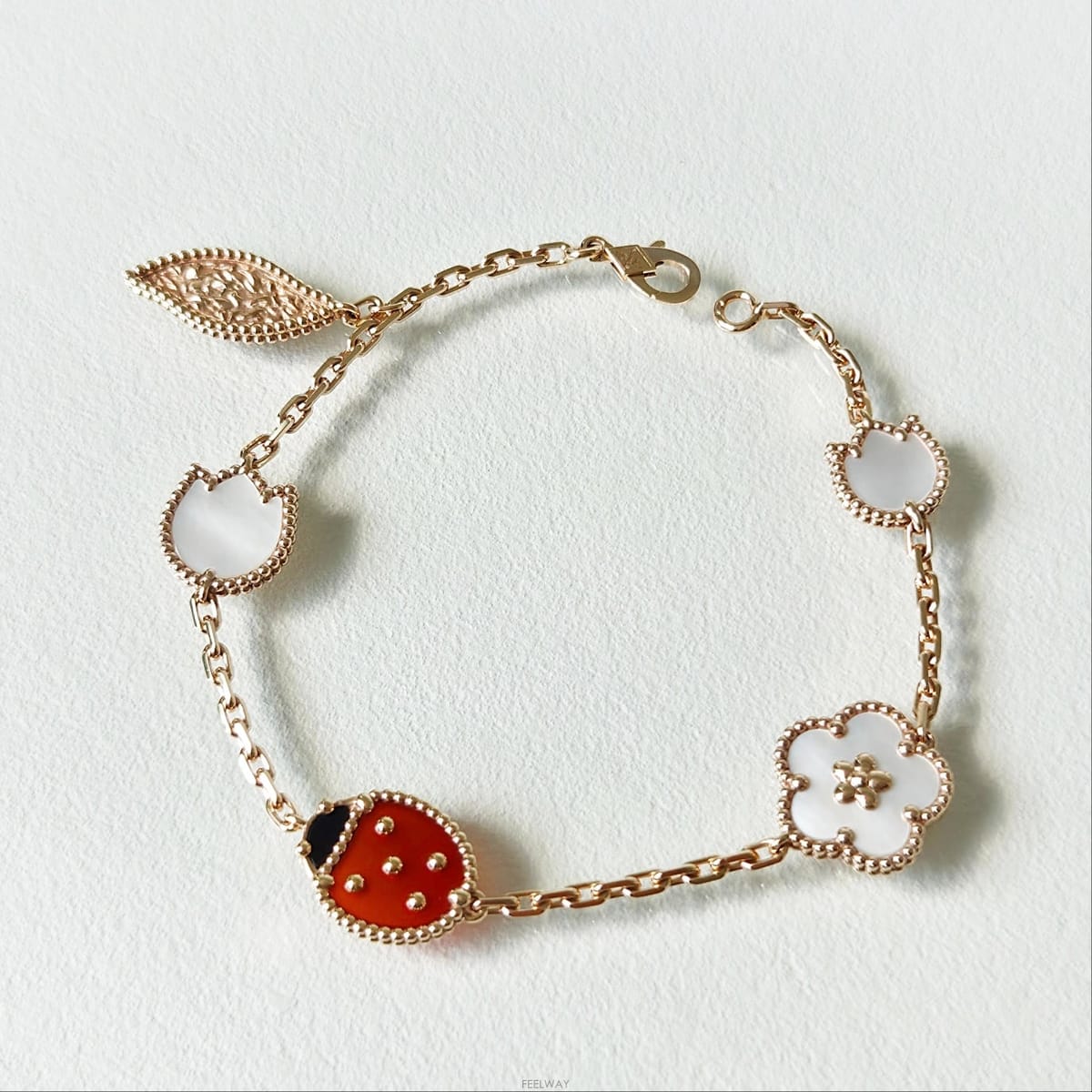 Van Cleef & Arpels ��Ŭ���� ��Ű ������ �극�̽��� 5��Ƽ�� 3741��Ŭ���� ��Ű ������ �극�̽��� 5��Ƽ�� 3741