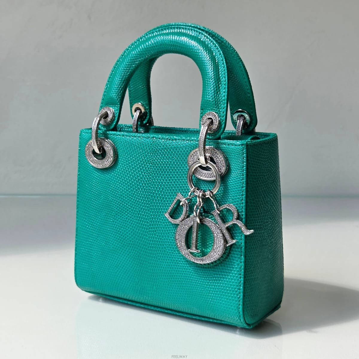 DIOR ��� �̱���ƽ ���̵��� �̴� ���ڵ� ũ����Ż 3742��� �̱���ƽ ���̵��� �̴� ���ڵ� ũ����Ż 3742