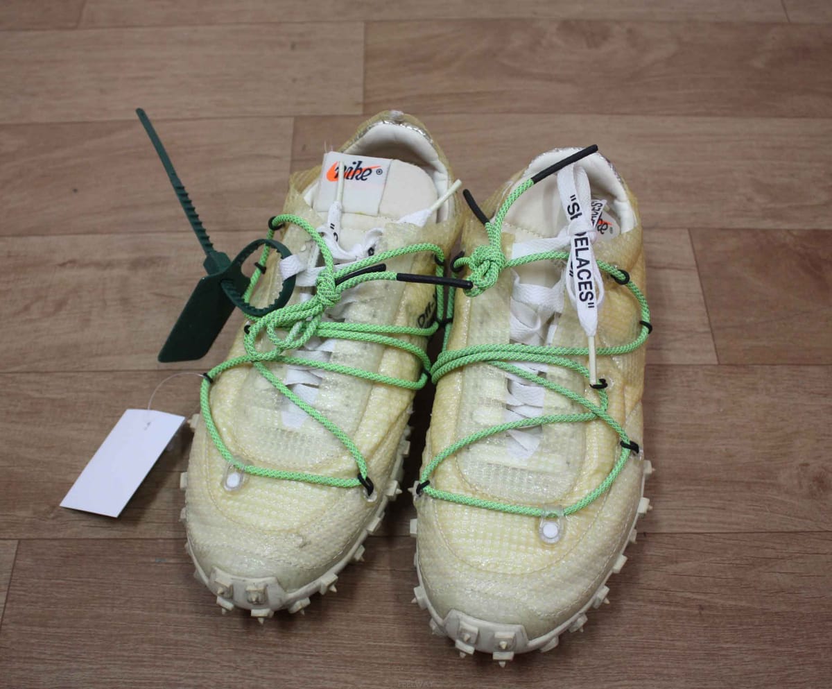 Nike S-2333/����Ű ����ȭ��Ʈ ��ǰ ���� ���̼� 235S-2333/����Ű ����ȭ��Ʈ ��ǰ ���� ���̼� 235