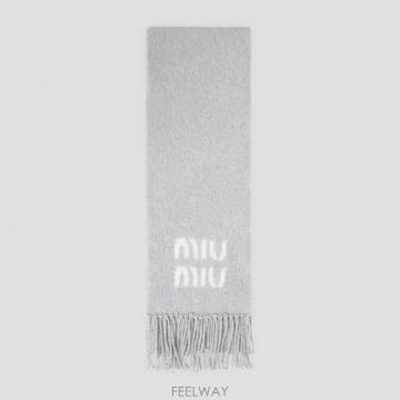 26FW 미우미우 Grey 모헤어 스카프 with 로고 5FS0622CQDF0031 TP579364205