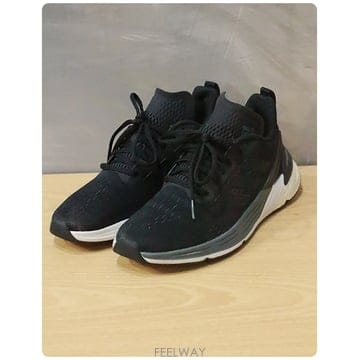 아디다스 리스폰스 슈퍼 러닝화 (240mm)