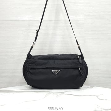 [럭스유] 프라다 리나일론 사피아노 가죽 바이커 숄더백 미듐 2VH994