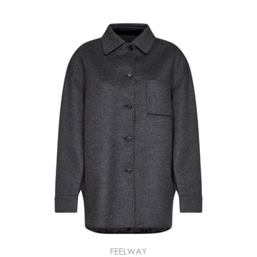 PRADA �δ��� PRADA ����� �� ĳ�ù̾� ��Ʈ�δ��� PRADA ����� �� ĳ�ù̾� ��Ʈ
